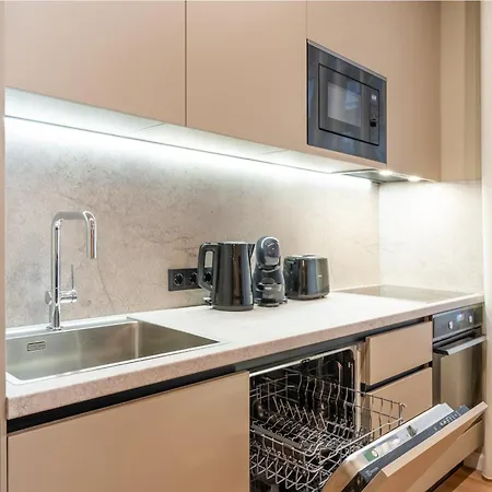 Dandelion Premium Apartment