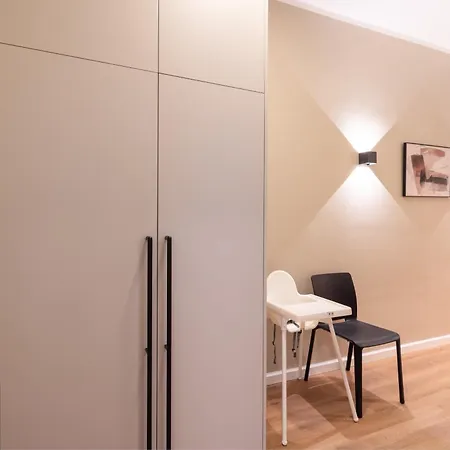 Dandelion Premium Apartment