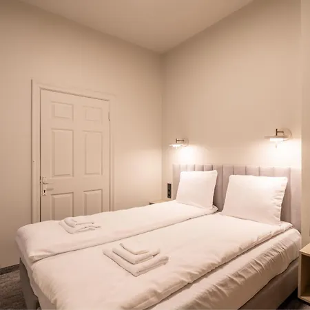 Dandelion Premium Apartment